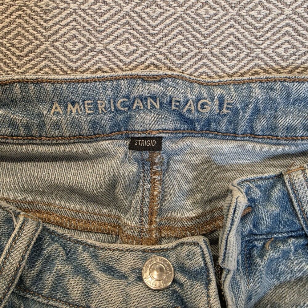 American Eagle Outfitters Women’s Size 8 Light Wash High Rise Straight Leg Jeans